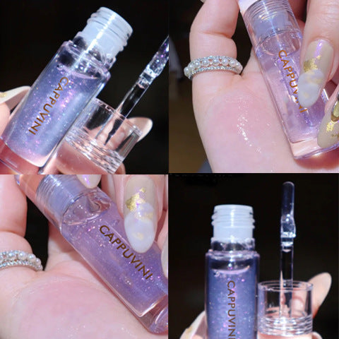 Glossy Moisturising Lip Gloss with a Glass Finish