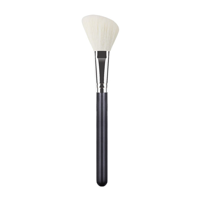 Angled Blush and Contour Brush with Soft Bristles