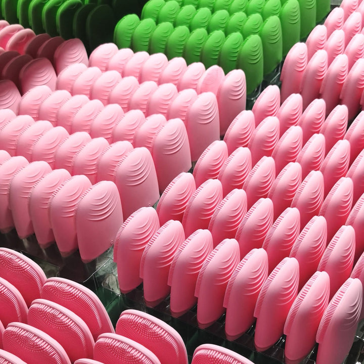 Mini Silicone Face Cleansing Brush, Waterproof